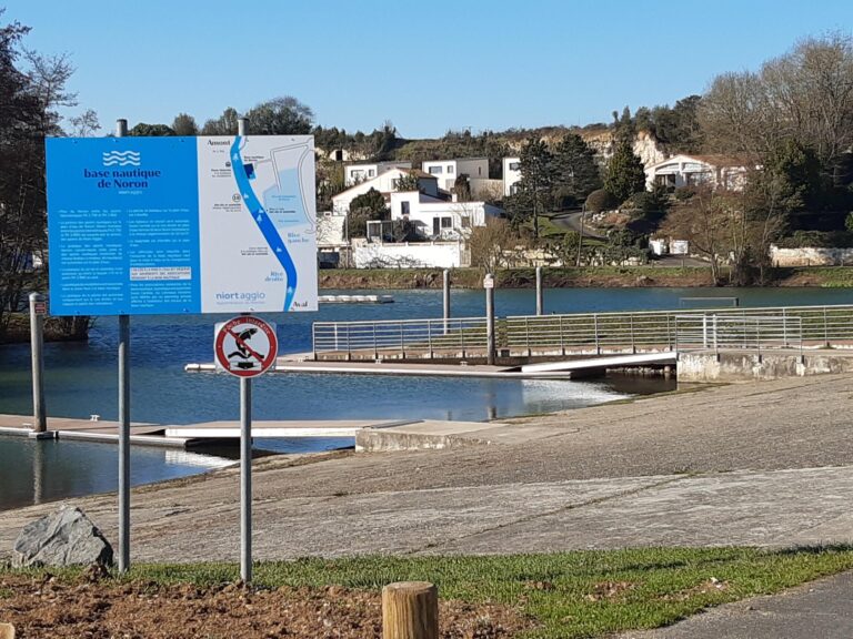 Mise à l'eau de la base nautique de Noron La pêche en DeuxSèvres